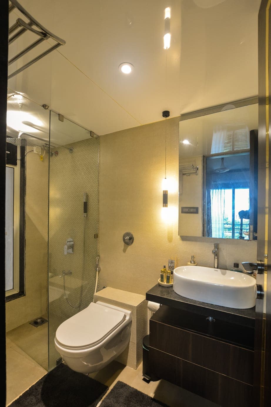 Malad west mumbai 2 bhk residental project 900sqft