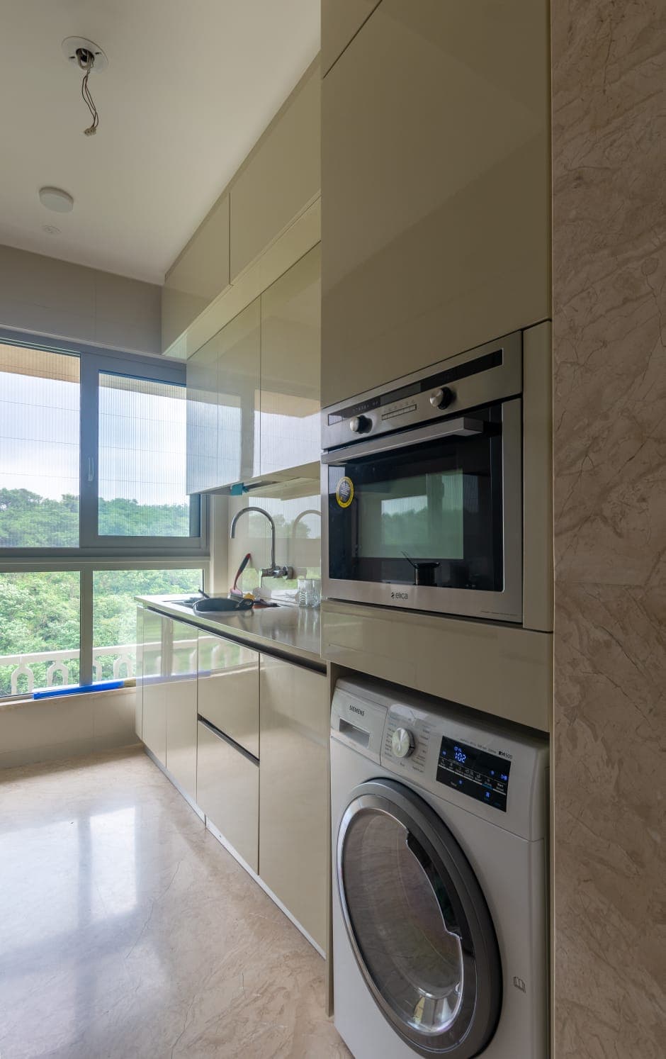 Vaibhav mahajan Hiranandani powai mumbai 2 bhk residental project 750 sqft